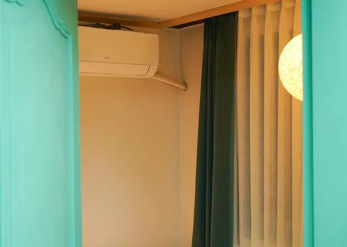 K-beauty Salon Stay, 5-min Walk To Yeonsinnae Station, Gtx-a 5 Min To Station, Gyeongbokgung, Hongdae, 명동, Bukhansan & Goyang Sports Complex, Sleeps 5 Villa *