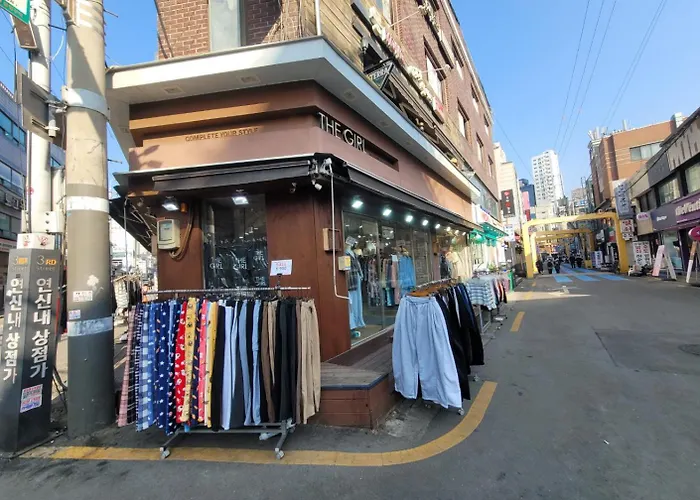 K-beauty Salon Stay, 5-min Walk To Yeonsinnae Station, Gtx-a 5 Min To Station, Gyeongbokgung, Hongdae, 명동, Bukhansan & Goyang Sports Complex, Sleeps 5 Villa *